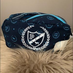 Victoria’s Secret PINK bag 💙